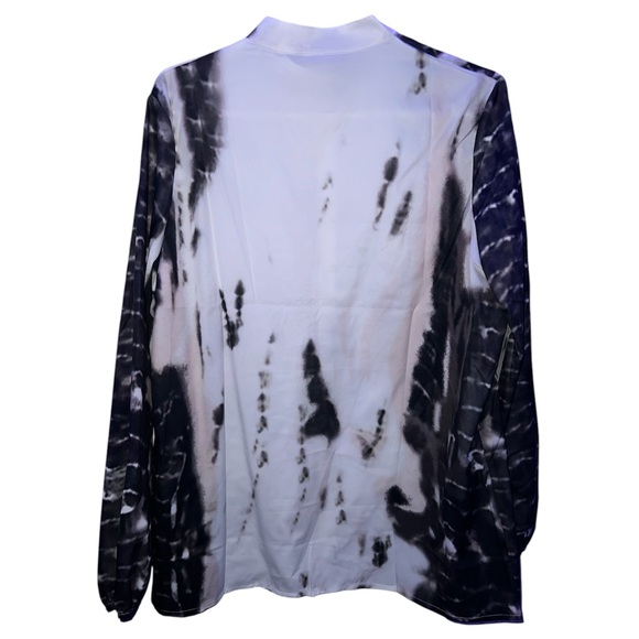 TIE DYE LONG SLEEVE BUTTON DOWN TOP - Picture 4 of 7
